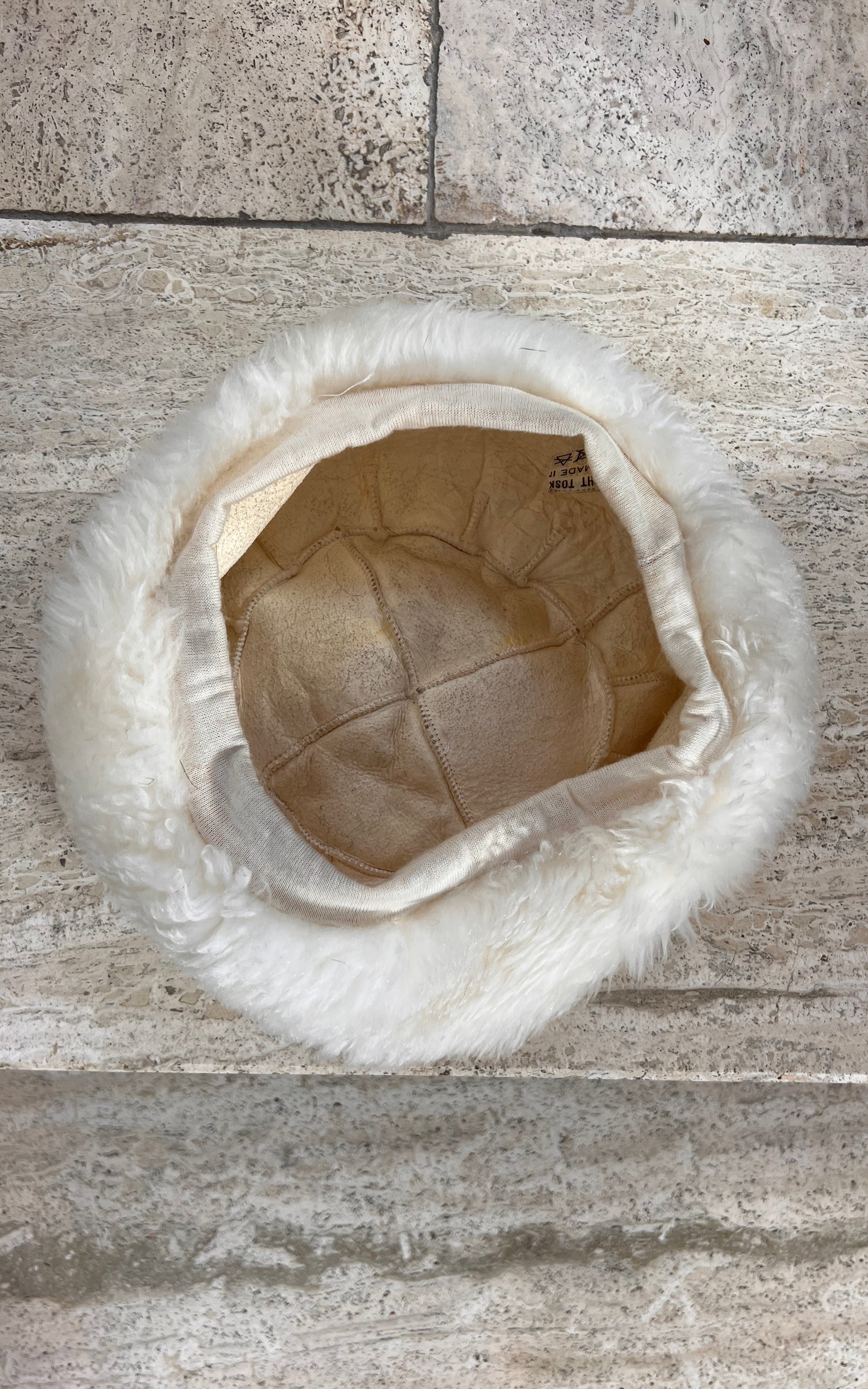 Vintage 70s Cream Shearling Hat – Made in Italy