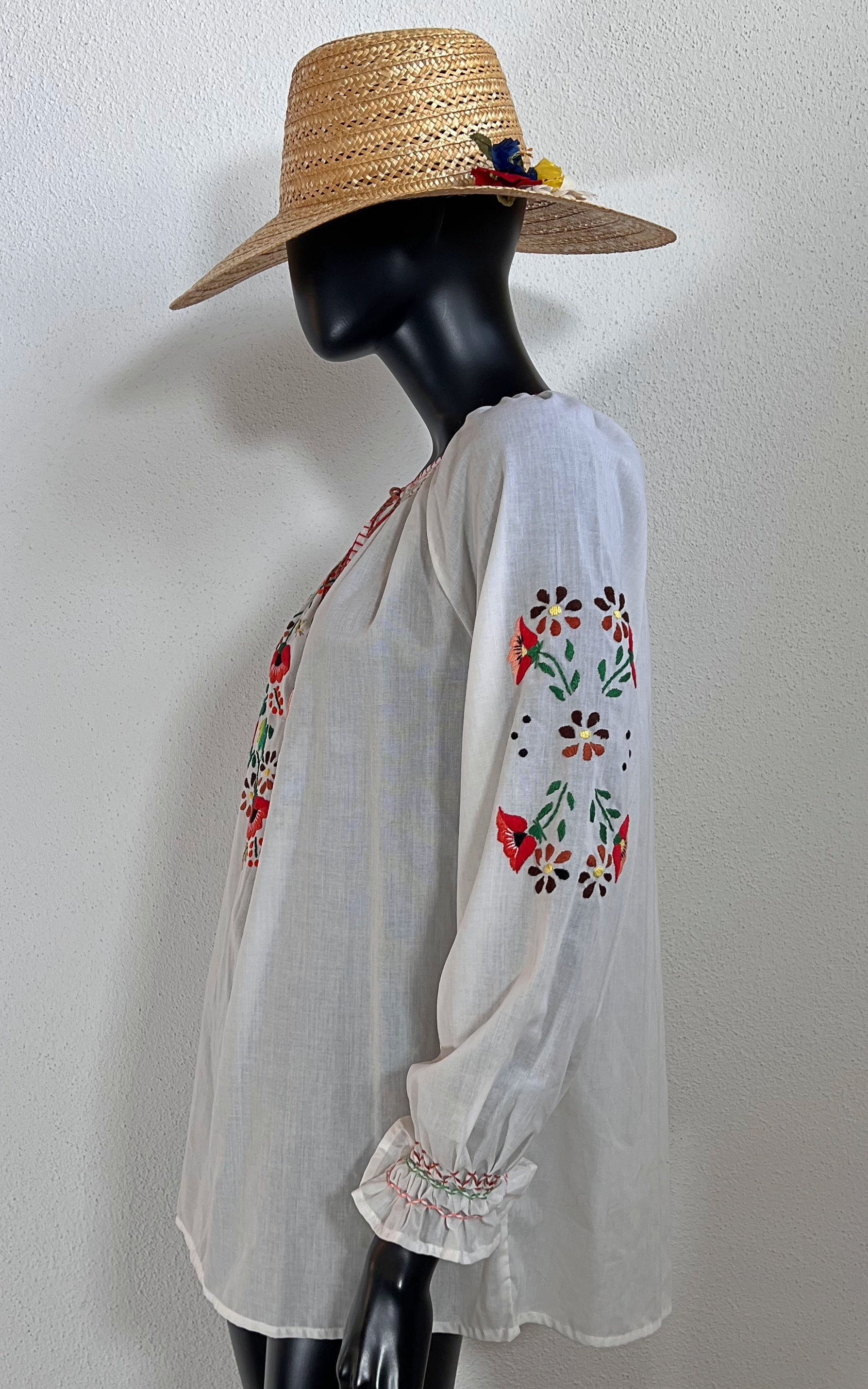 Vintage Embroidered Hungary Folklore Blouse