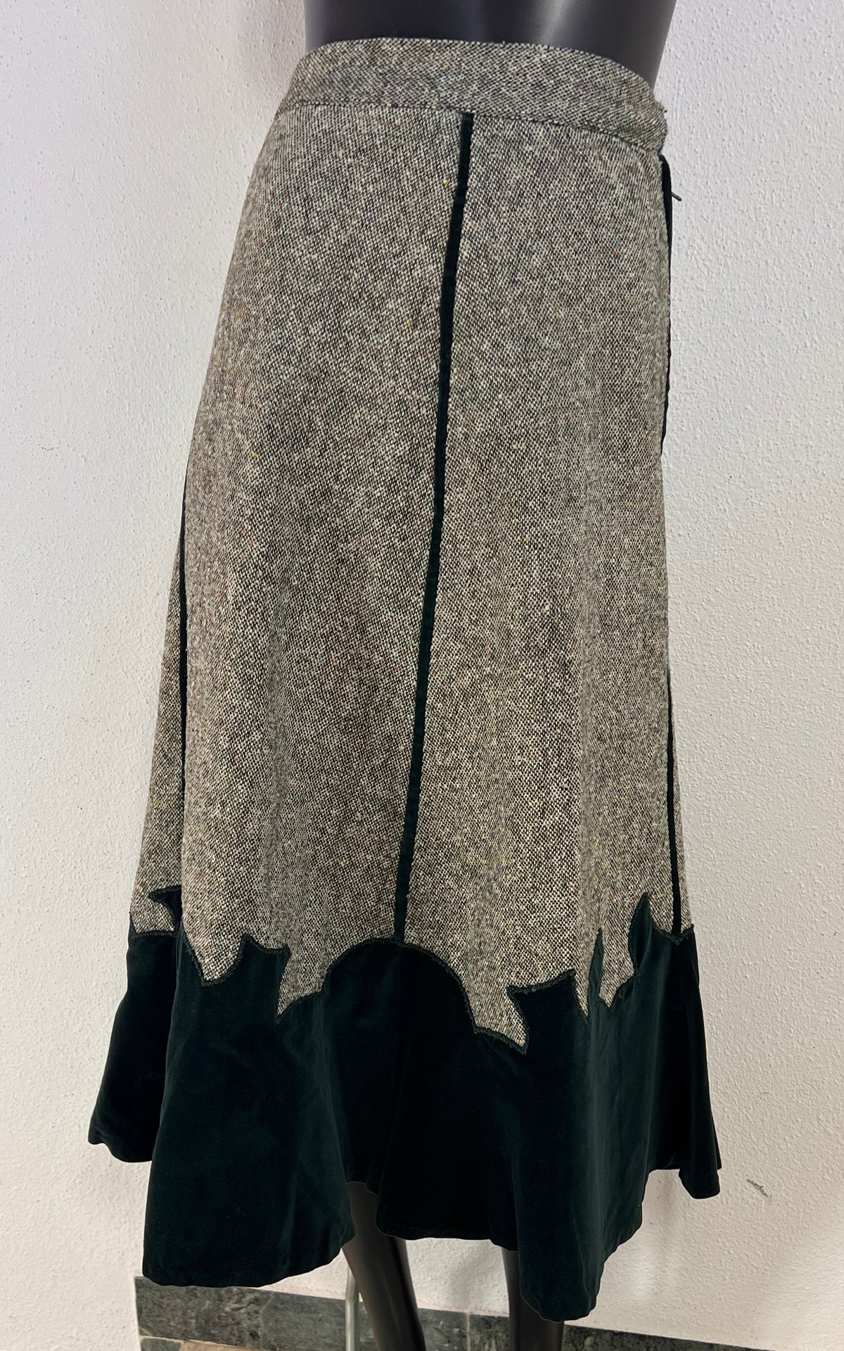 Rare 1930s/1940s Tweed & Velvet Midi Skirt