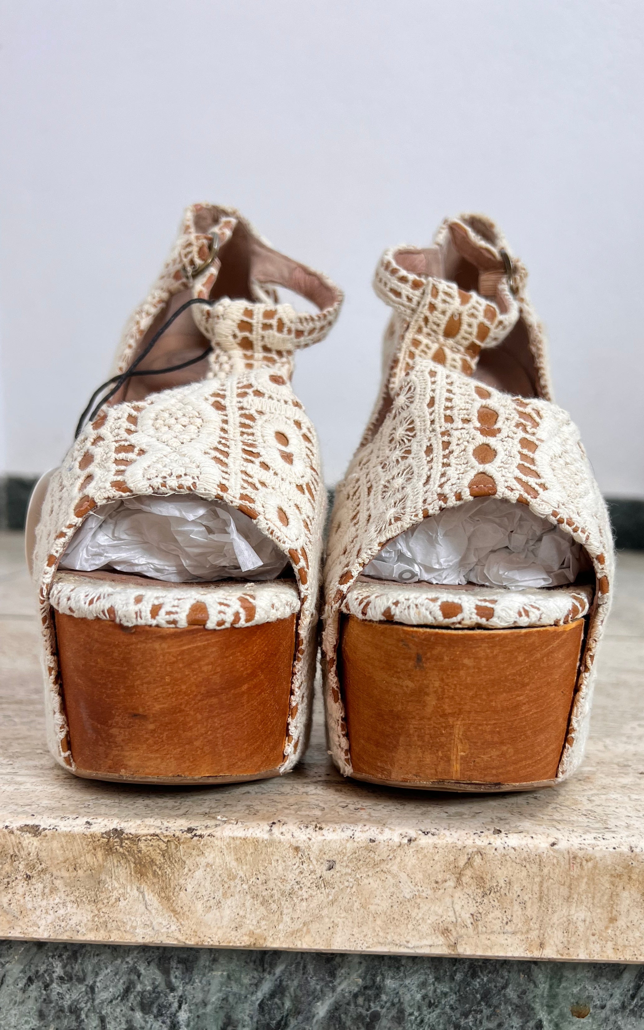 Jeffrey Campbell Platform Lace T-Strap Heels 37