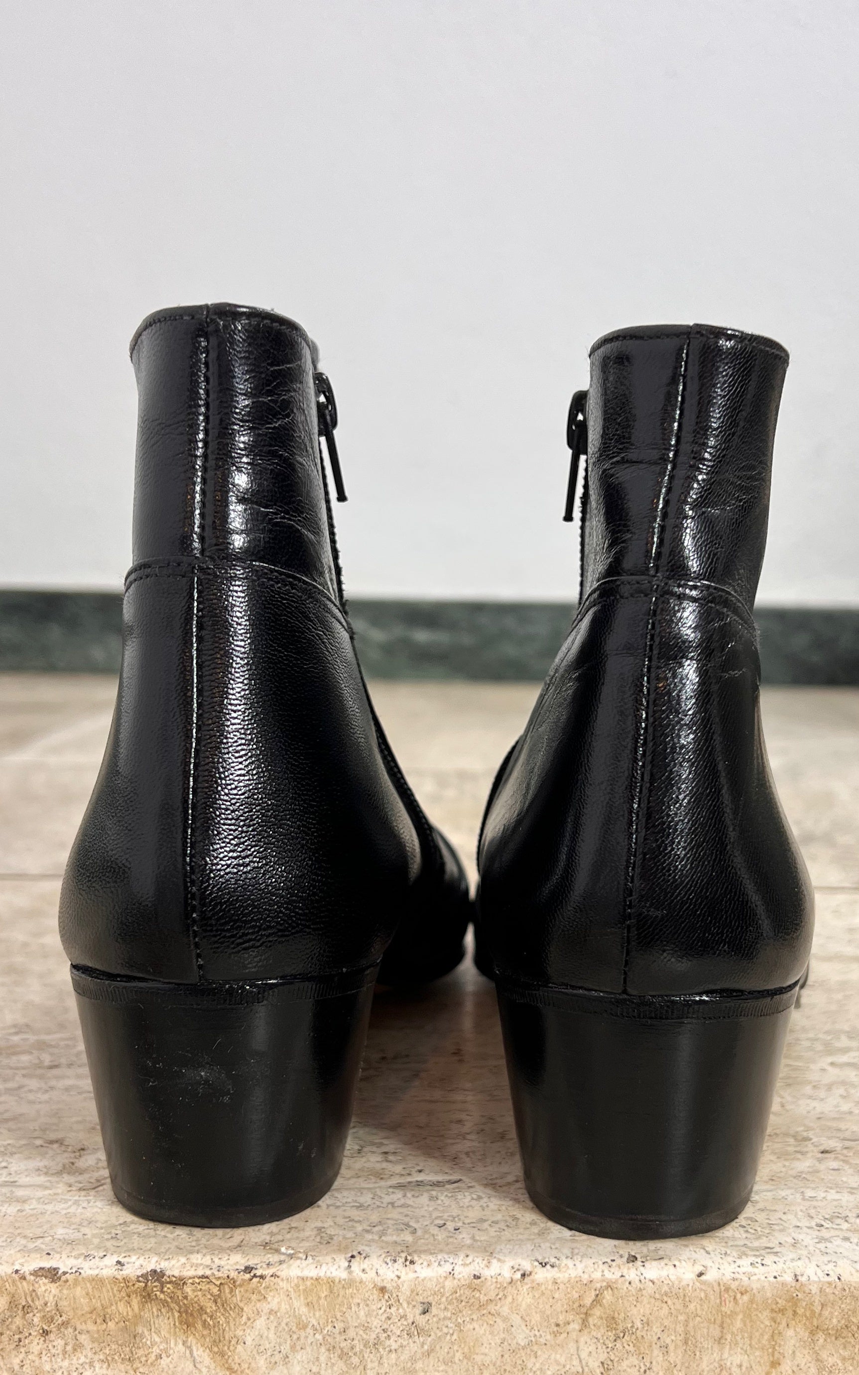 Vintage MENS Black Leather Ankle Boots 42