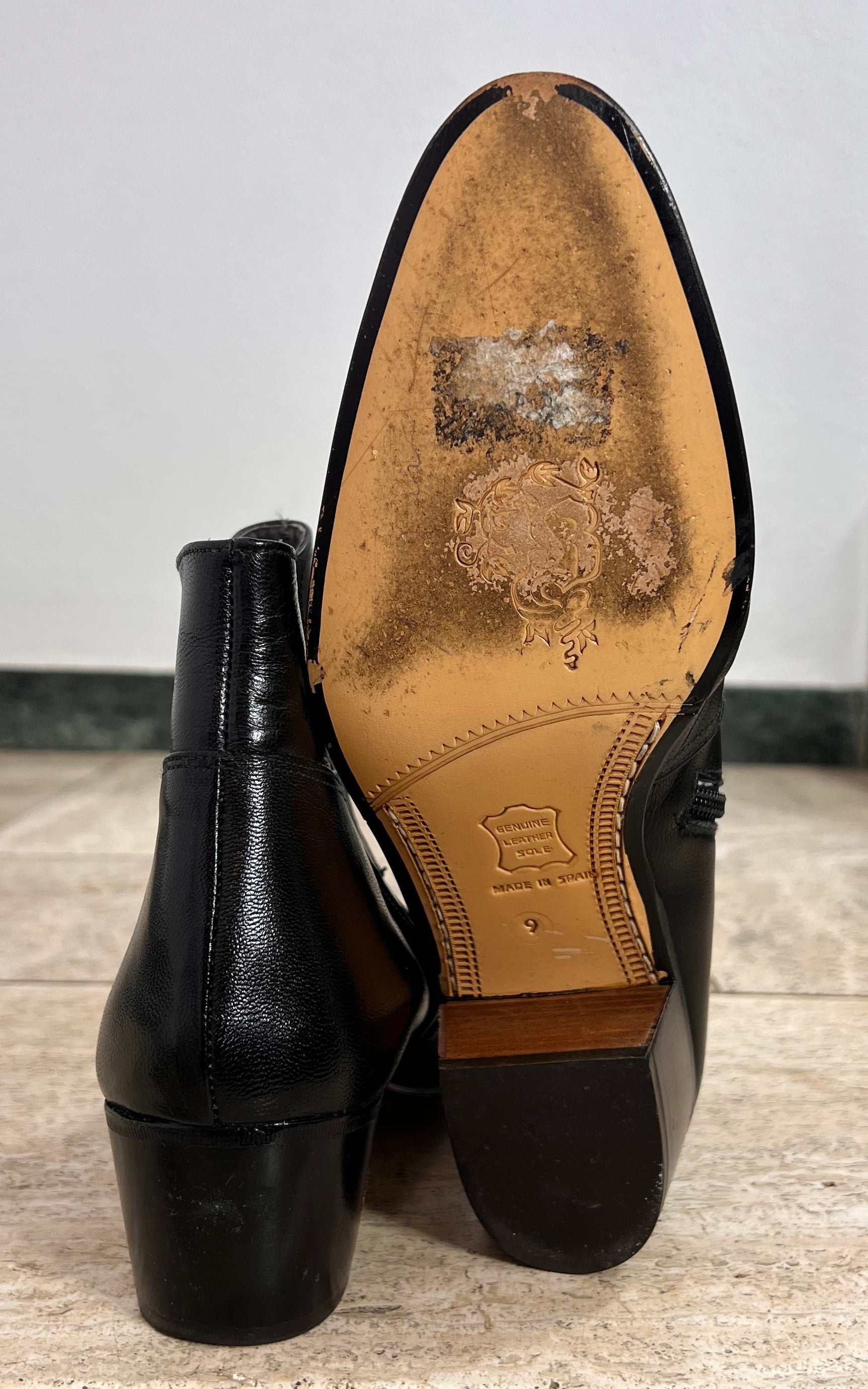 Vintage MENS Black Leather Ankle Boots 42