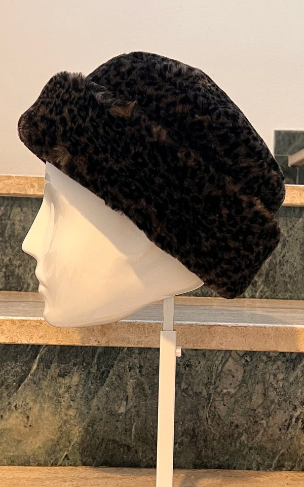 Vintage 90s Leo Cap