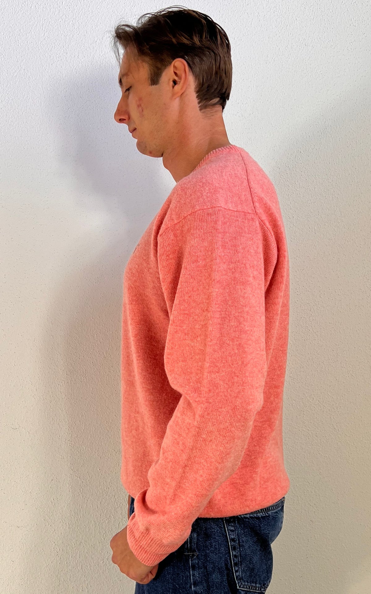 GANT MENS Lambswool V-Neck Sweater – Coral Pink