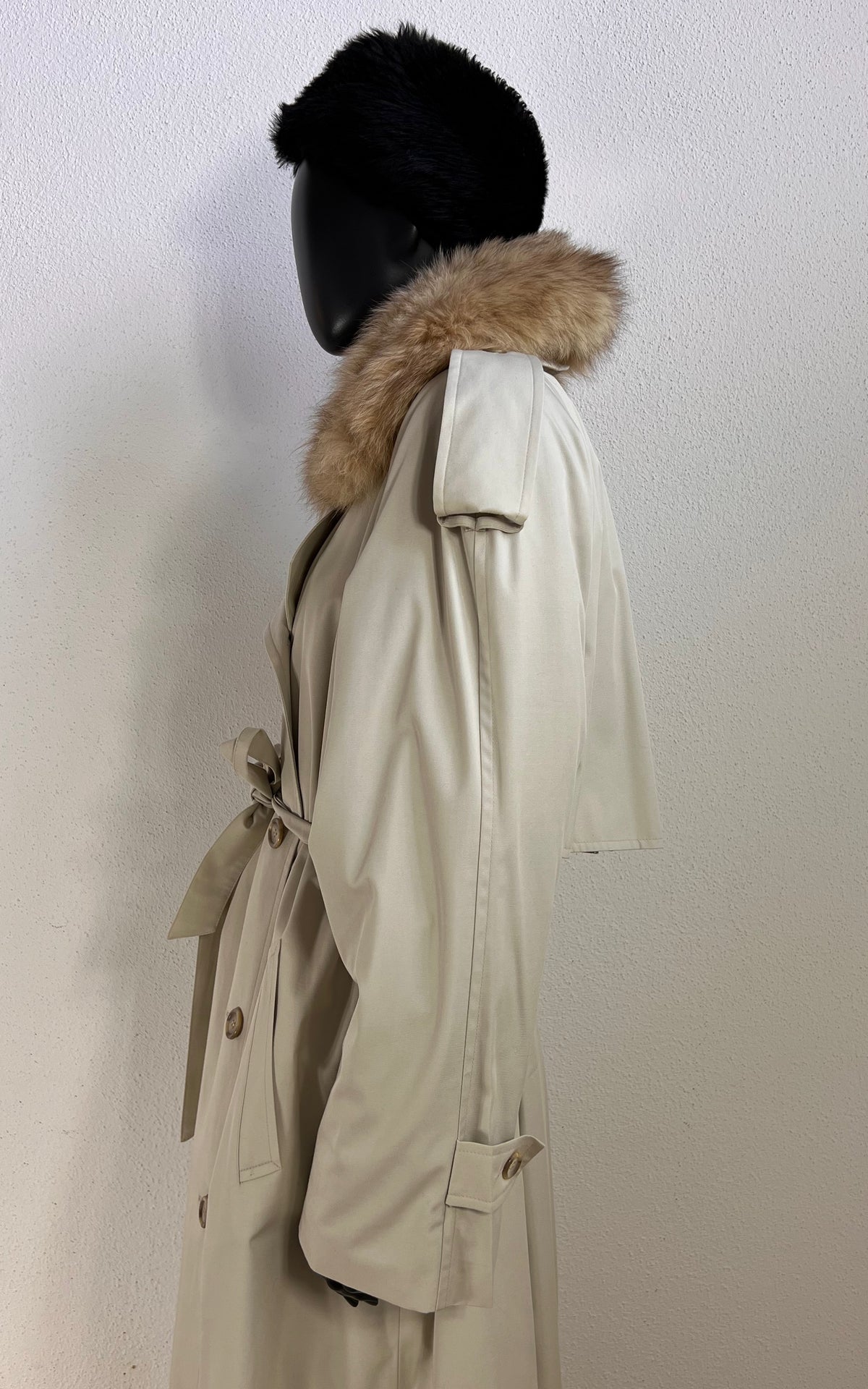 Tailor-Made Trench Coat with Genuine Mink Fur Lining