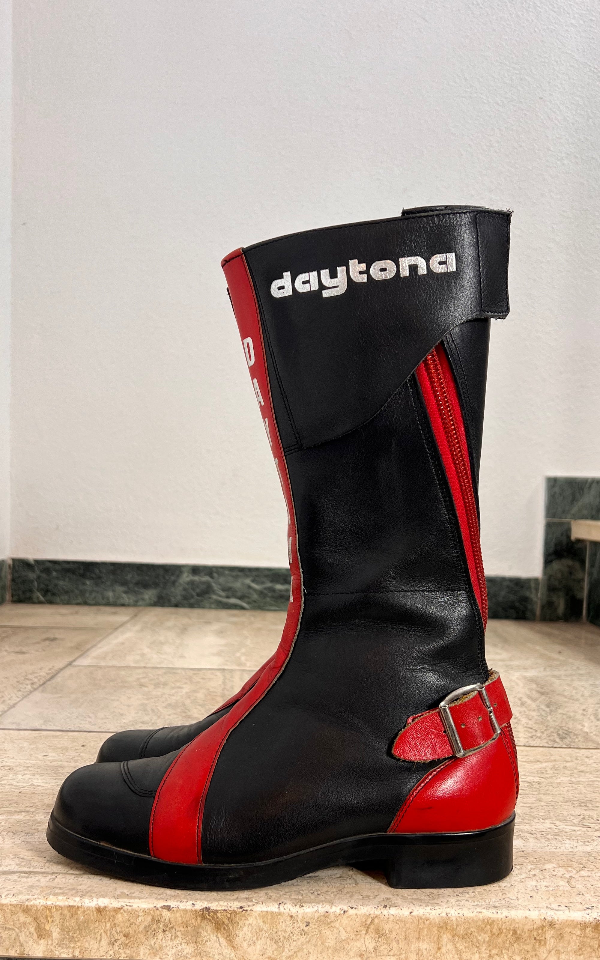 Vintage Daytona Boots 38