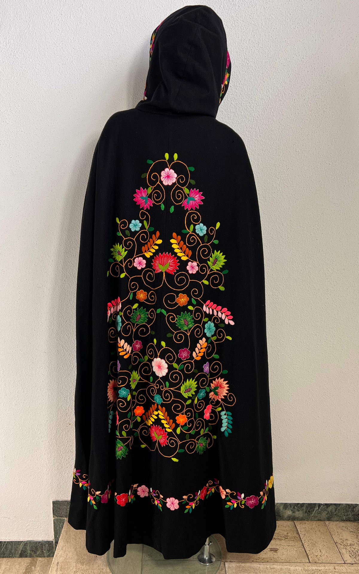 Vintage 1970s Black Wool Cape with Floral Embroidery
