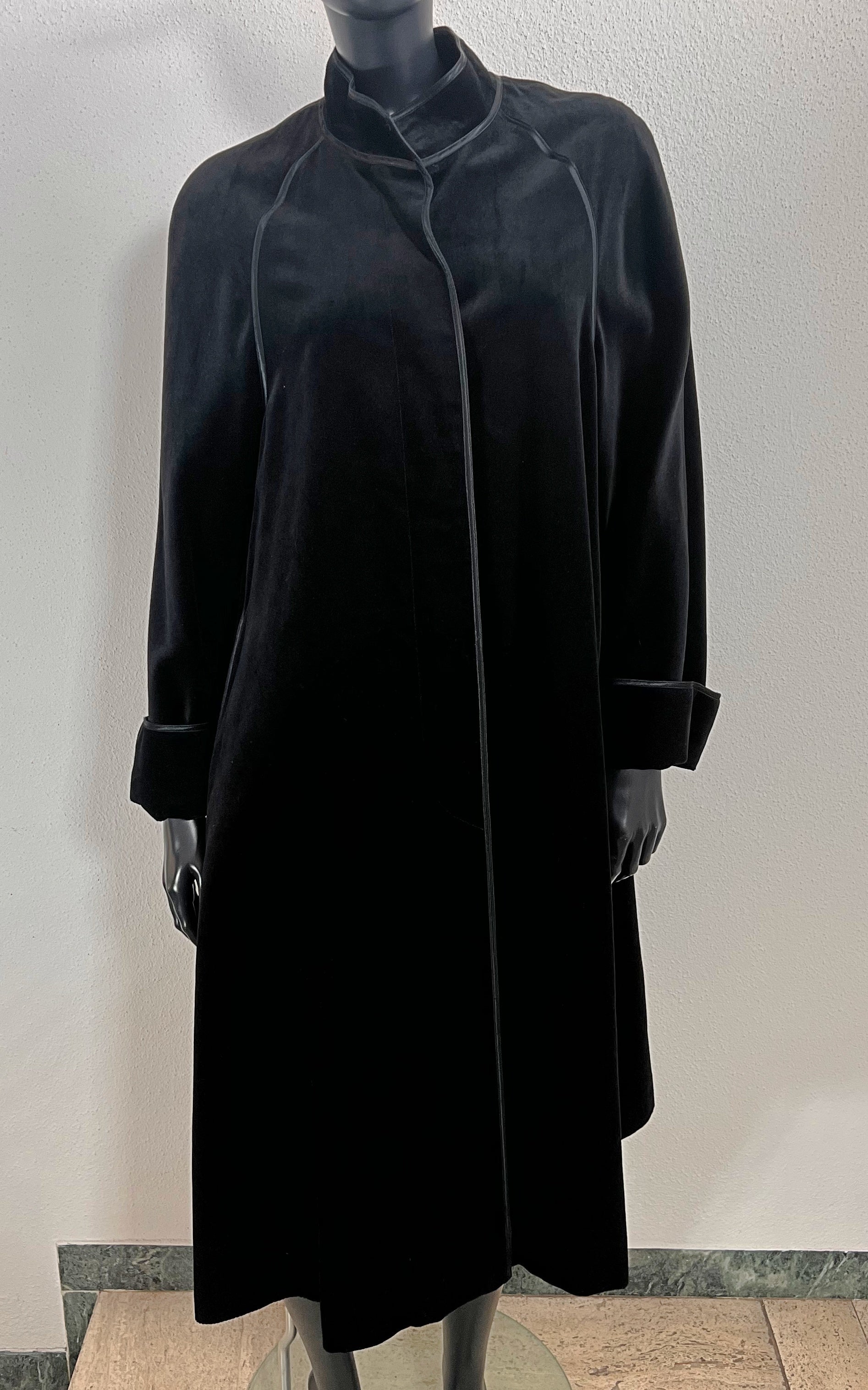 Vintage 70s Louis Feraud Velvet Coat