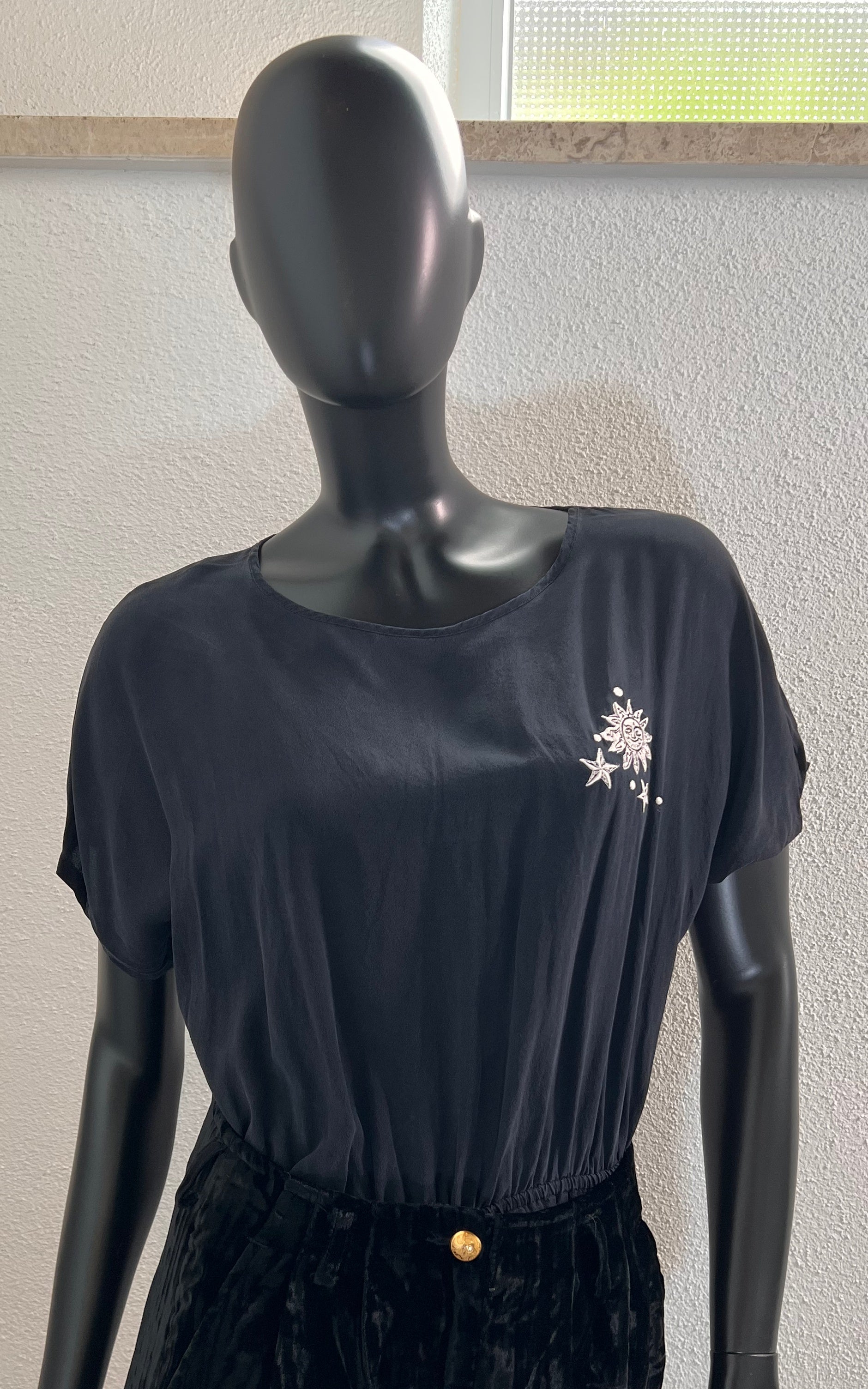 Vintage Laurel Sun Moon Stars Silk Body