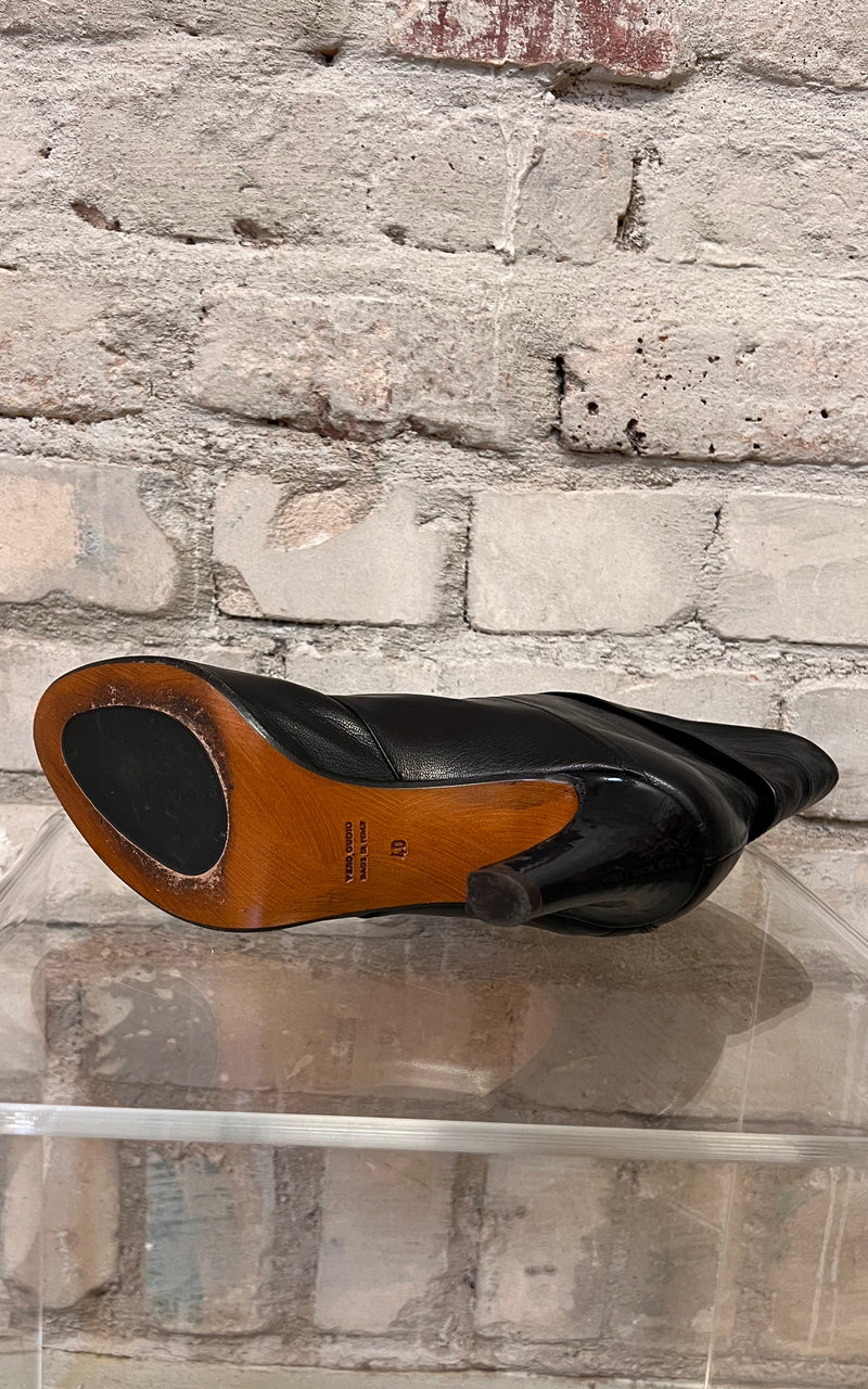 Vintage Patent Leather Heels 40
