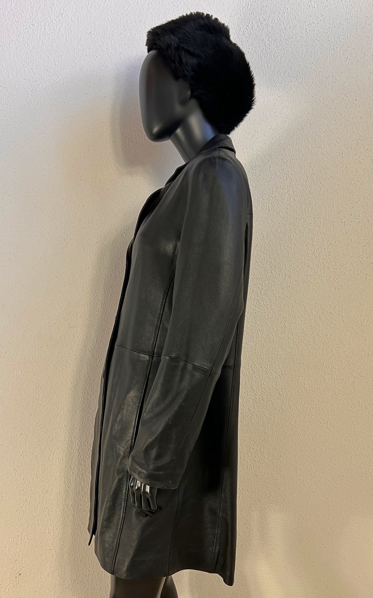 Vintage Y2K Black Lambskin Leather Coat by Cabrini