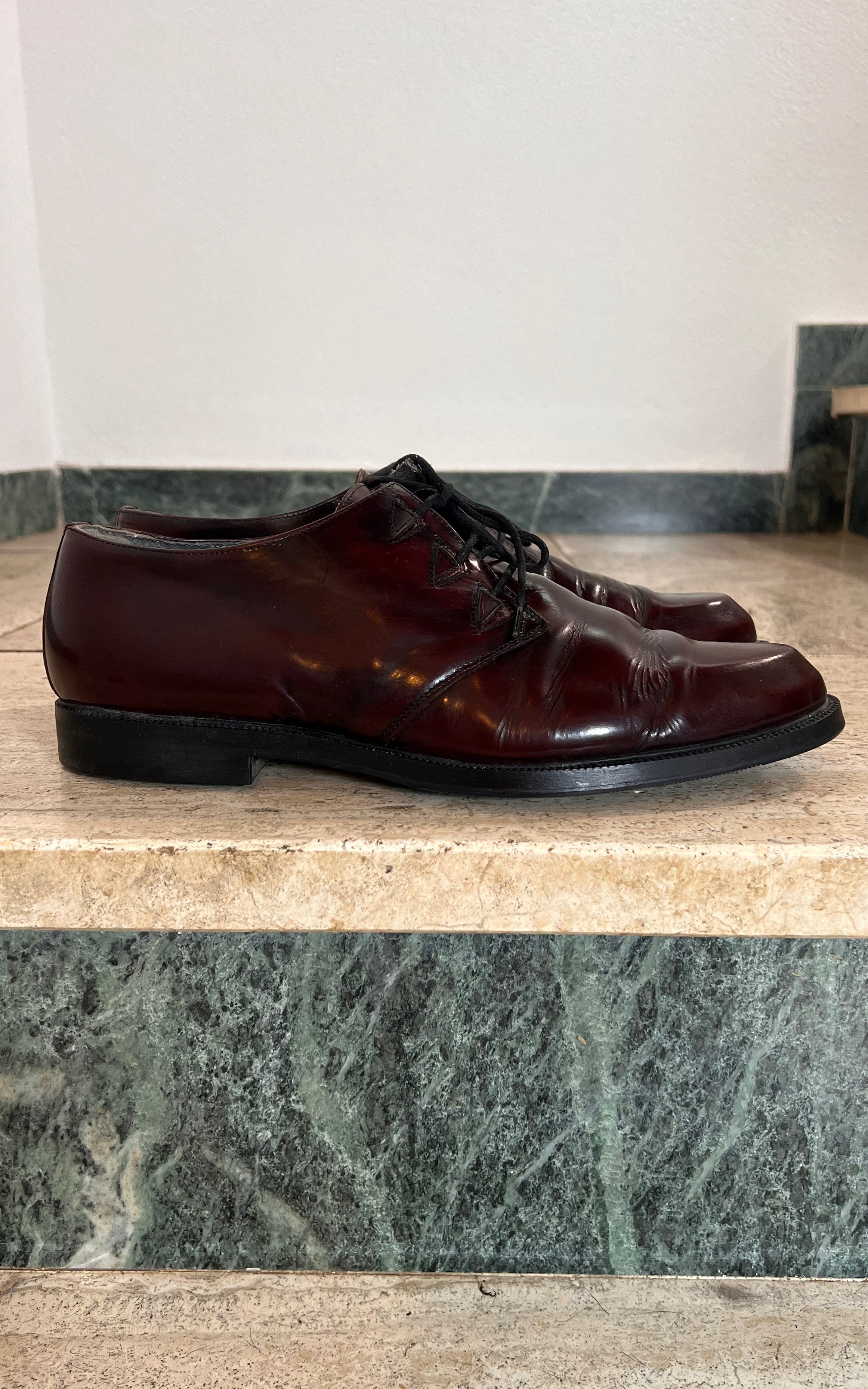 Vintage MENS Patent Loafers 43