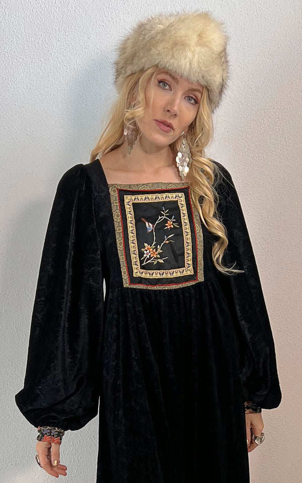 Vintage 70s Rosa Ronstedt Dress