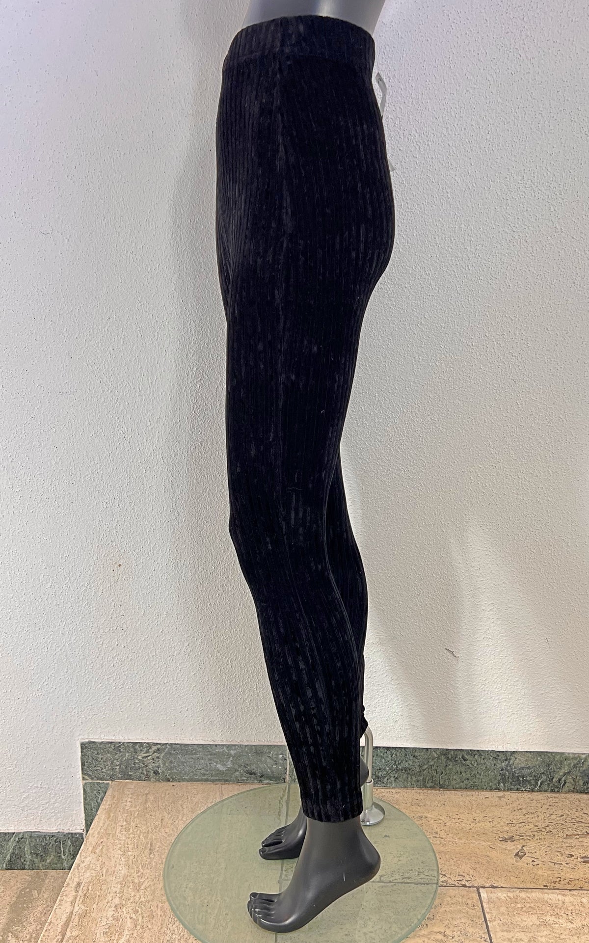 Vintage 90s Deadstock Black Ribbed Velvet Stretch Leggings