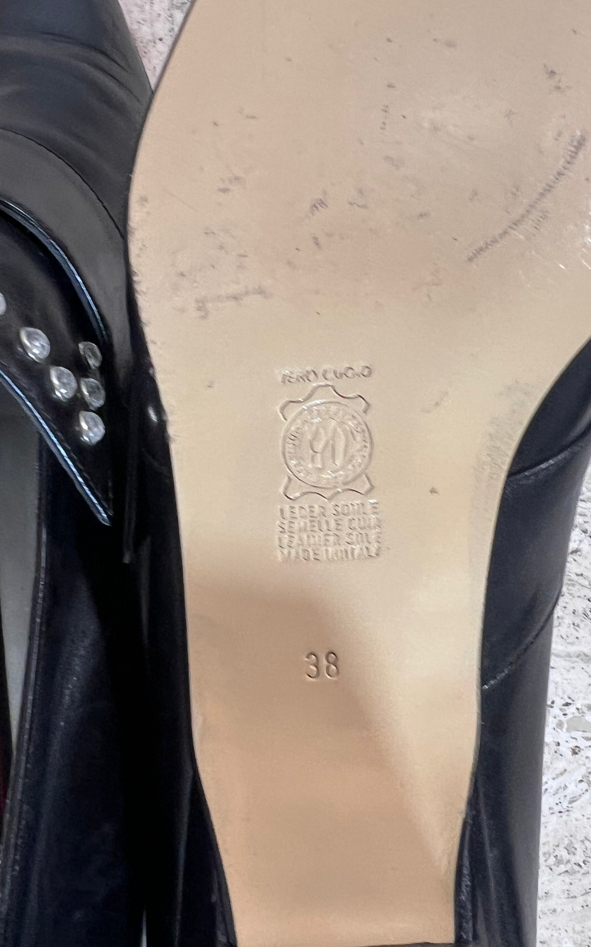 Vintage Victorian Look a Like Loafer 38