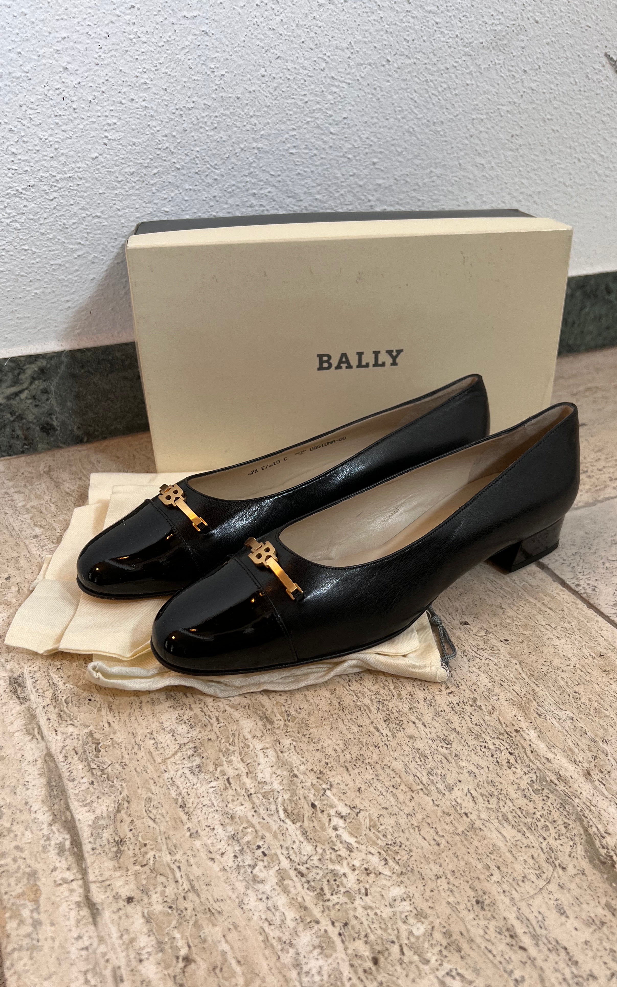 Vintage Bally Ballerinas 41
