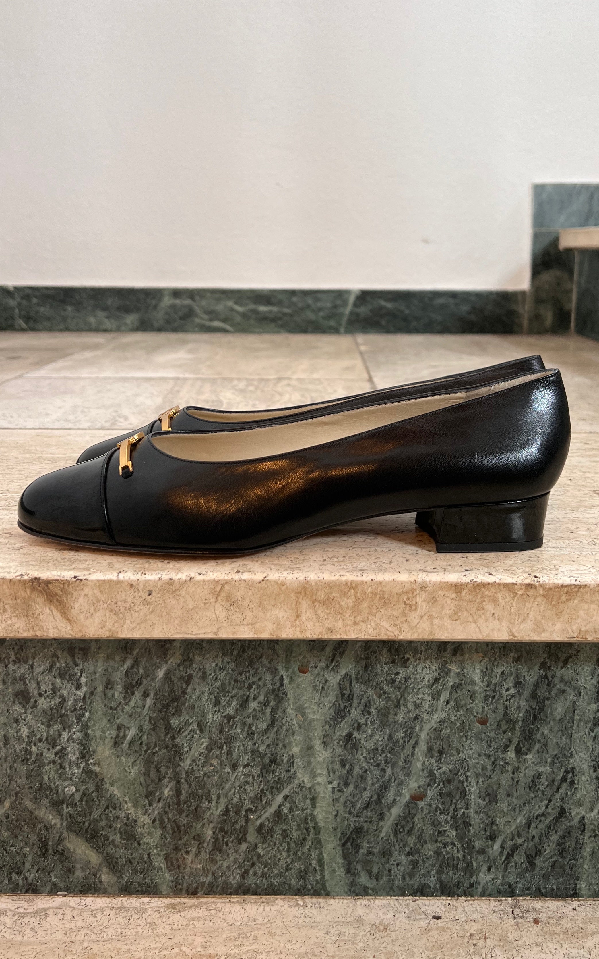 Vintage Bally Ballerinas 41