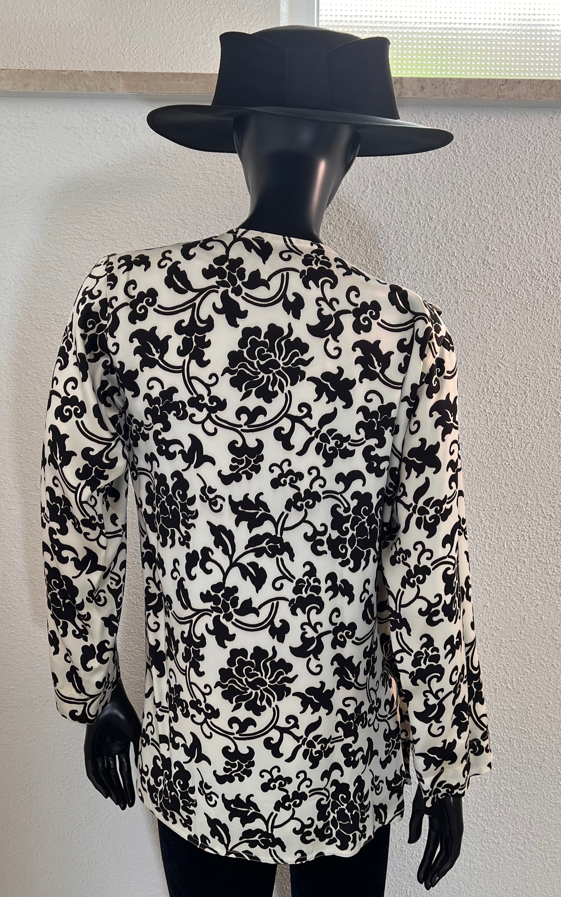Vintage Yves Saint Laurent Longblouse