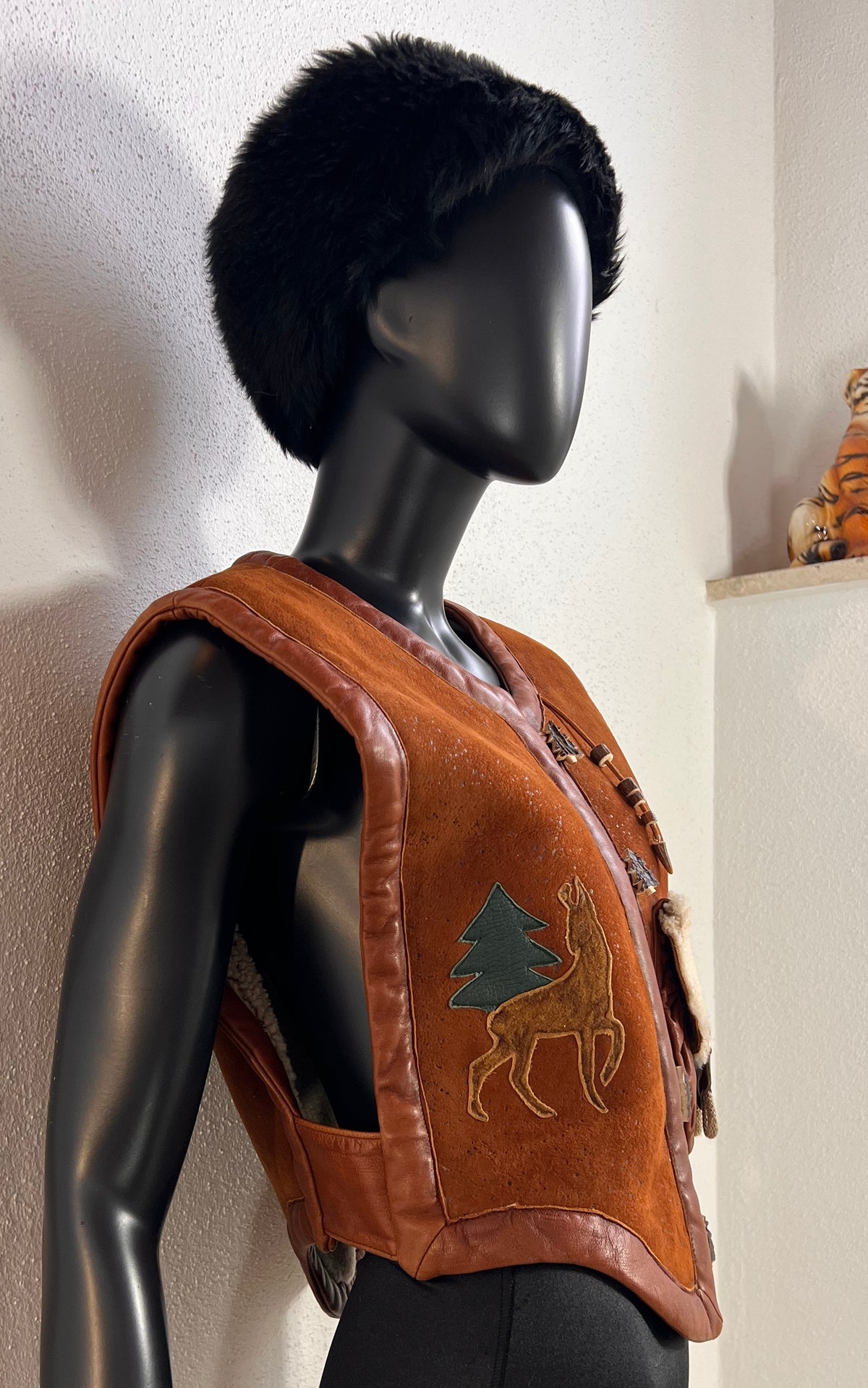 Annina Design Vintage Shearling Vest with Woodland Appliqués – Cognac Brown