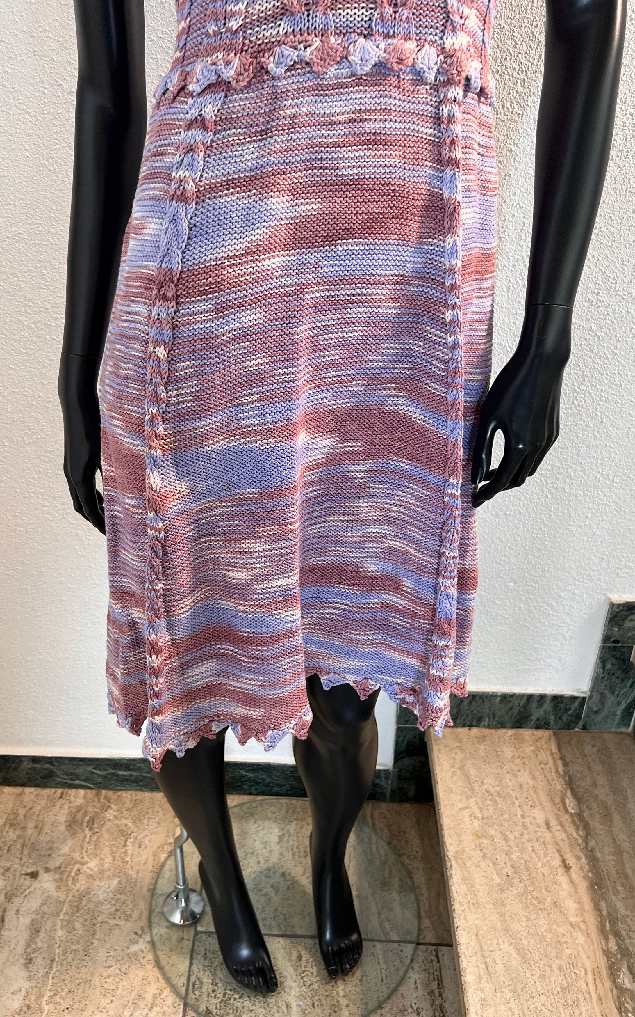 Abito vintage all'uncinetto anni '70