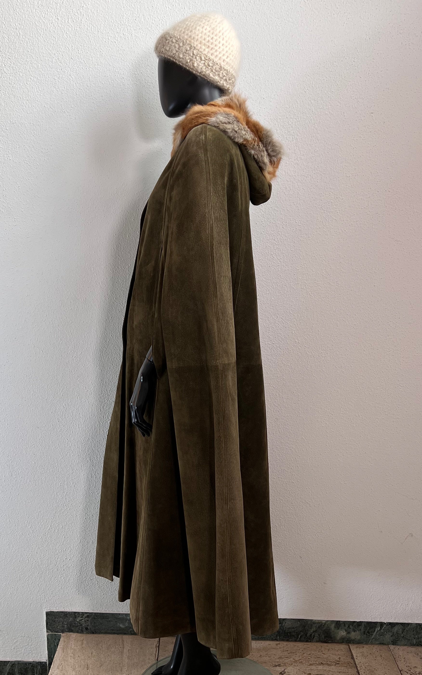 Vintage 70s Suede Cape