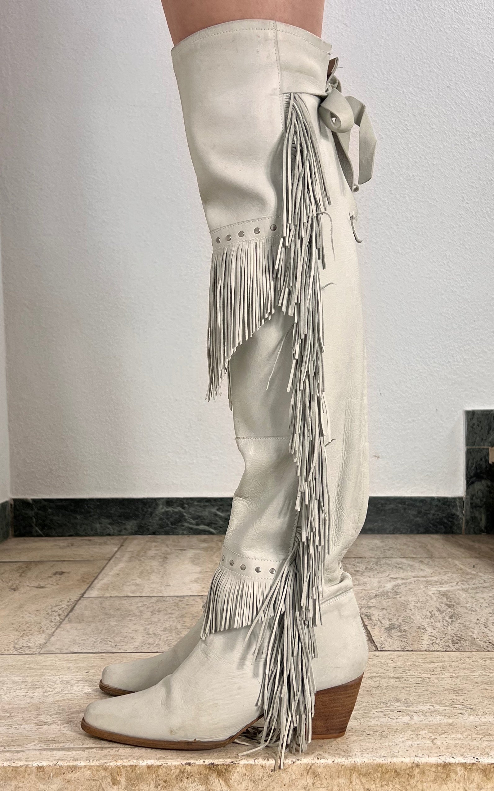 Vintage Fringed Suede Leather Boots 38