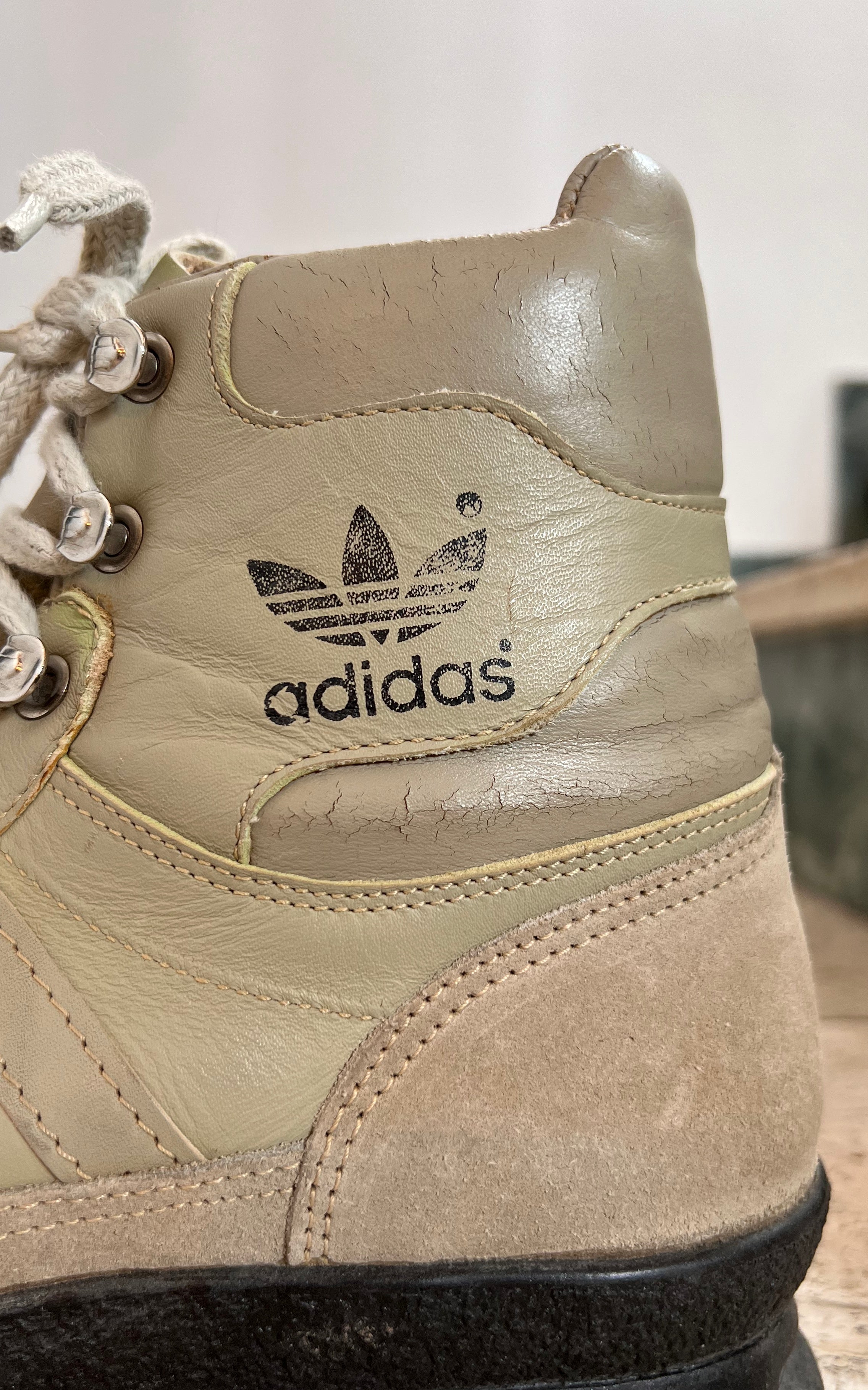 Vintage 80s Adidas Alaska Trekking Boots 40