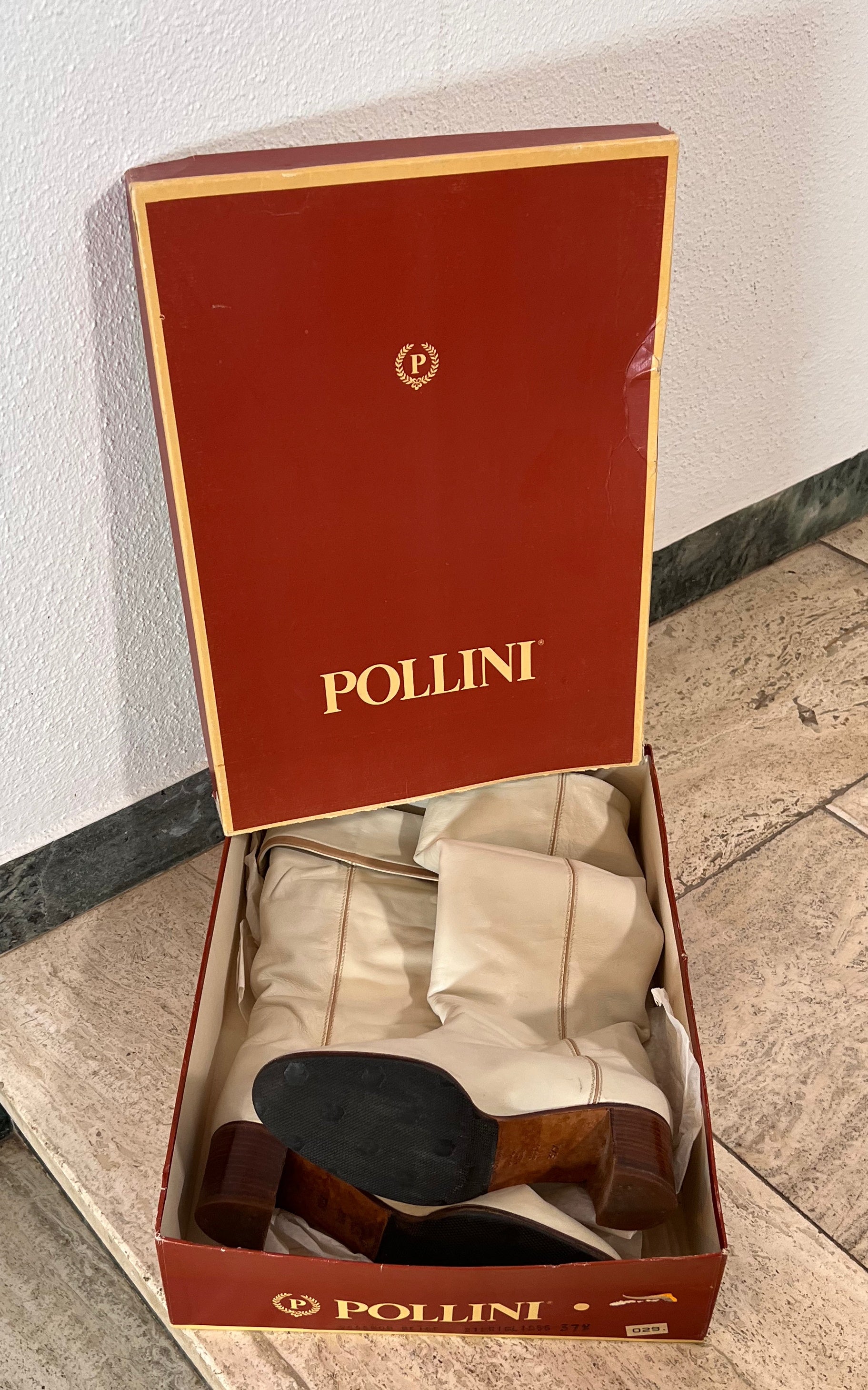 Vintage 60s Pollini Boots 37