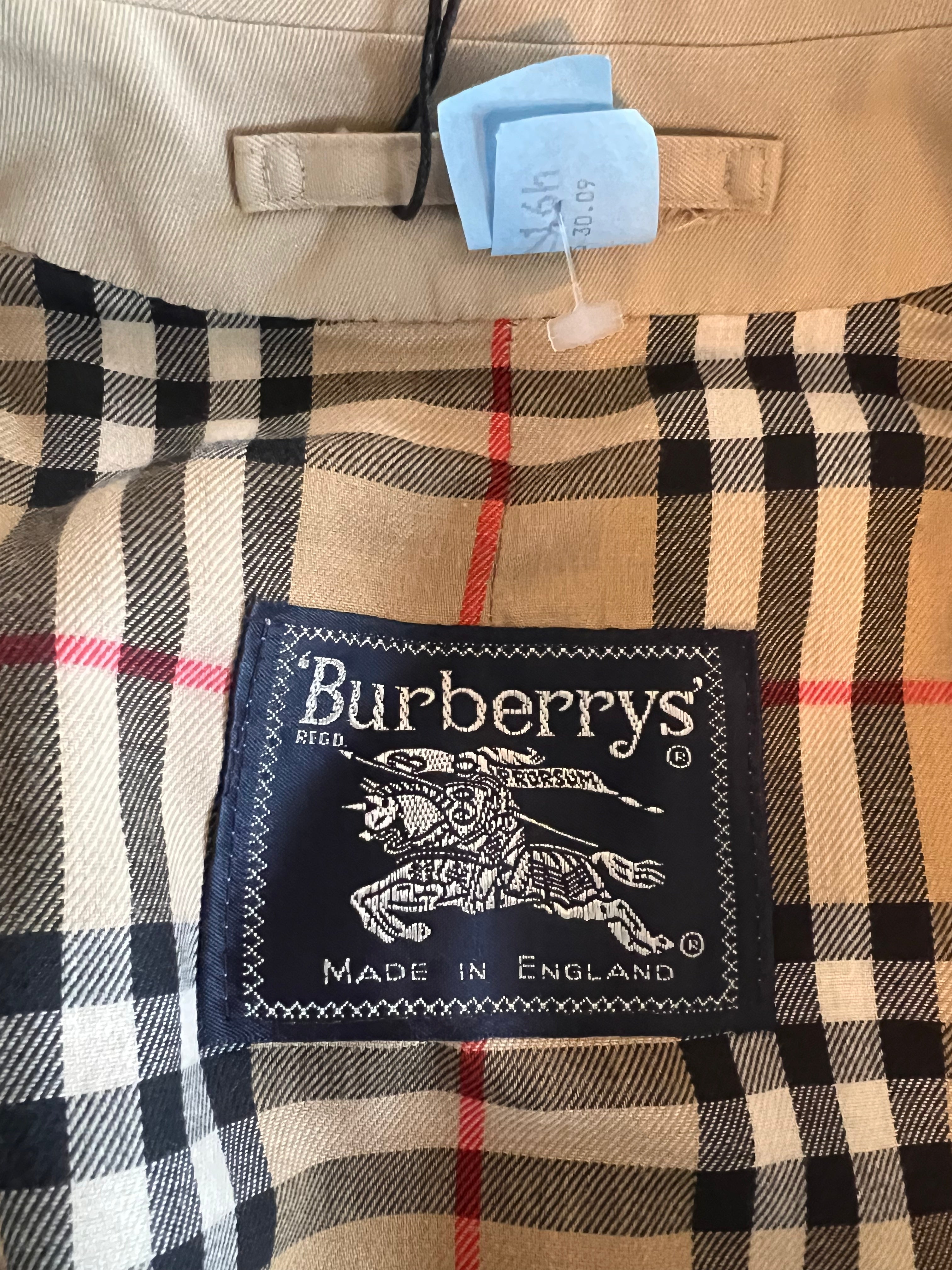 Vintage Burberry Trenchcoat