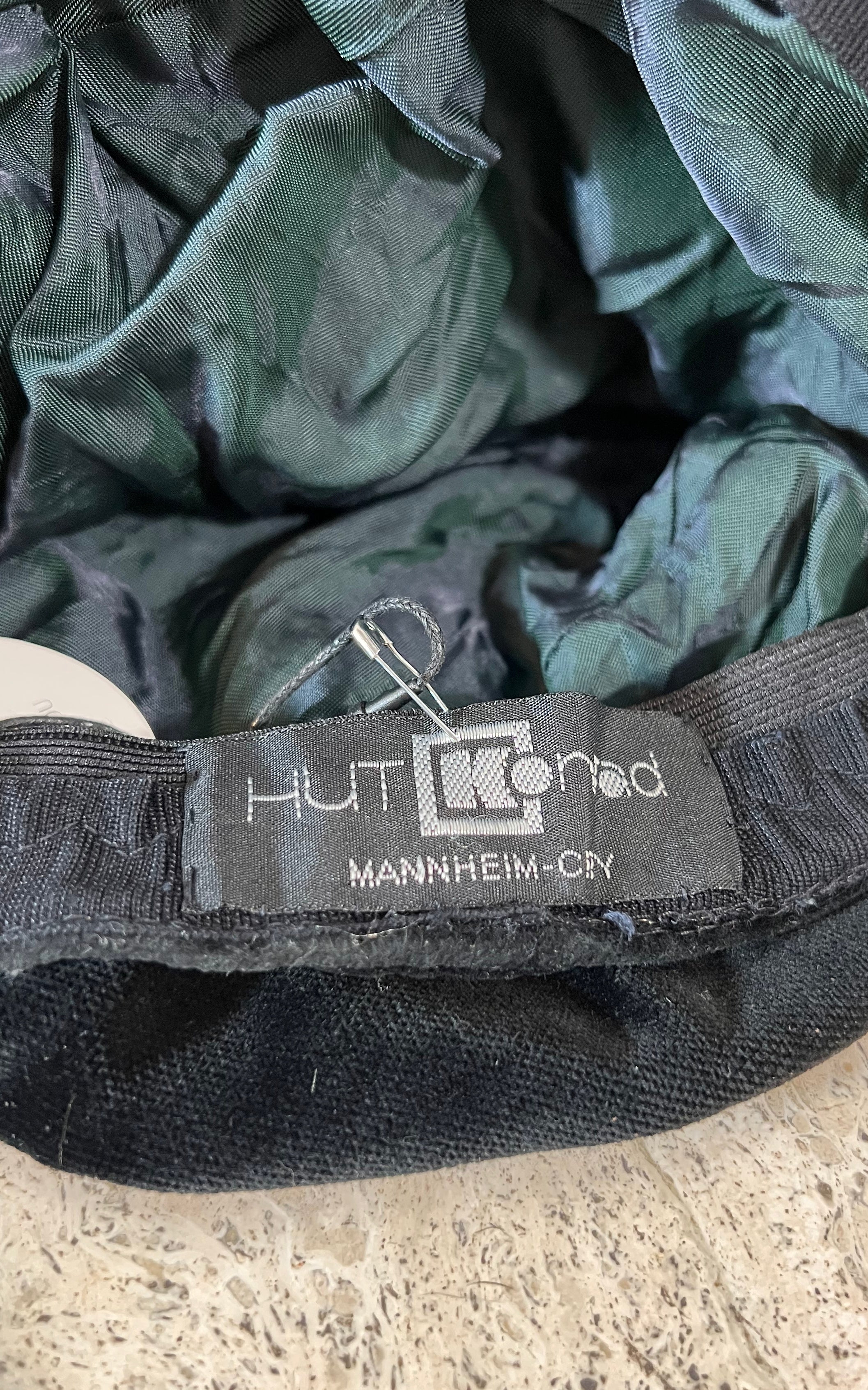 Vintage 70s Velvet Baker Boy Hat