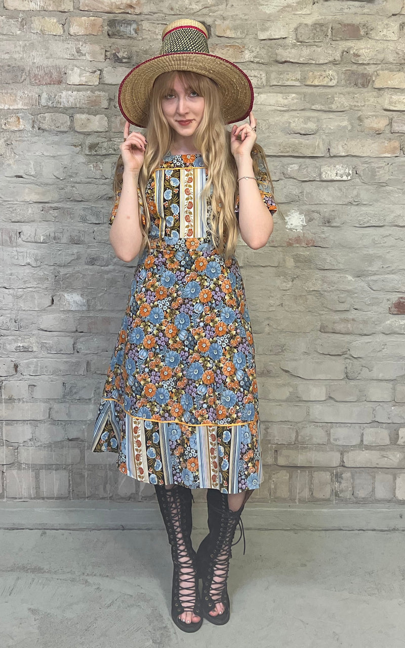 Vintage 70s Flower Dress