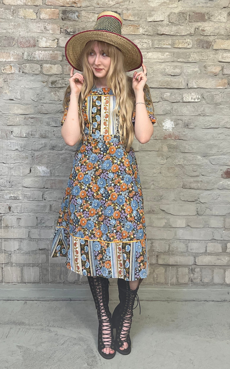 Vintage 70s Flower Dress