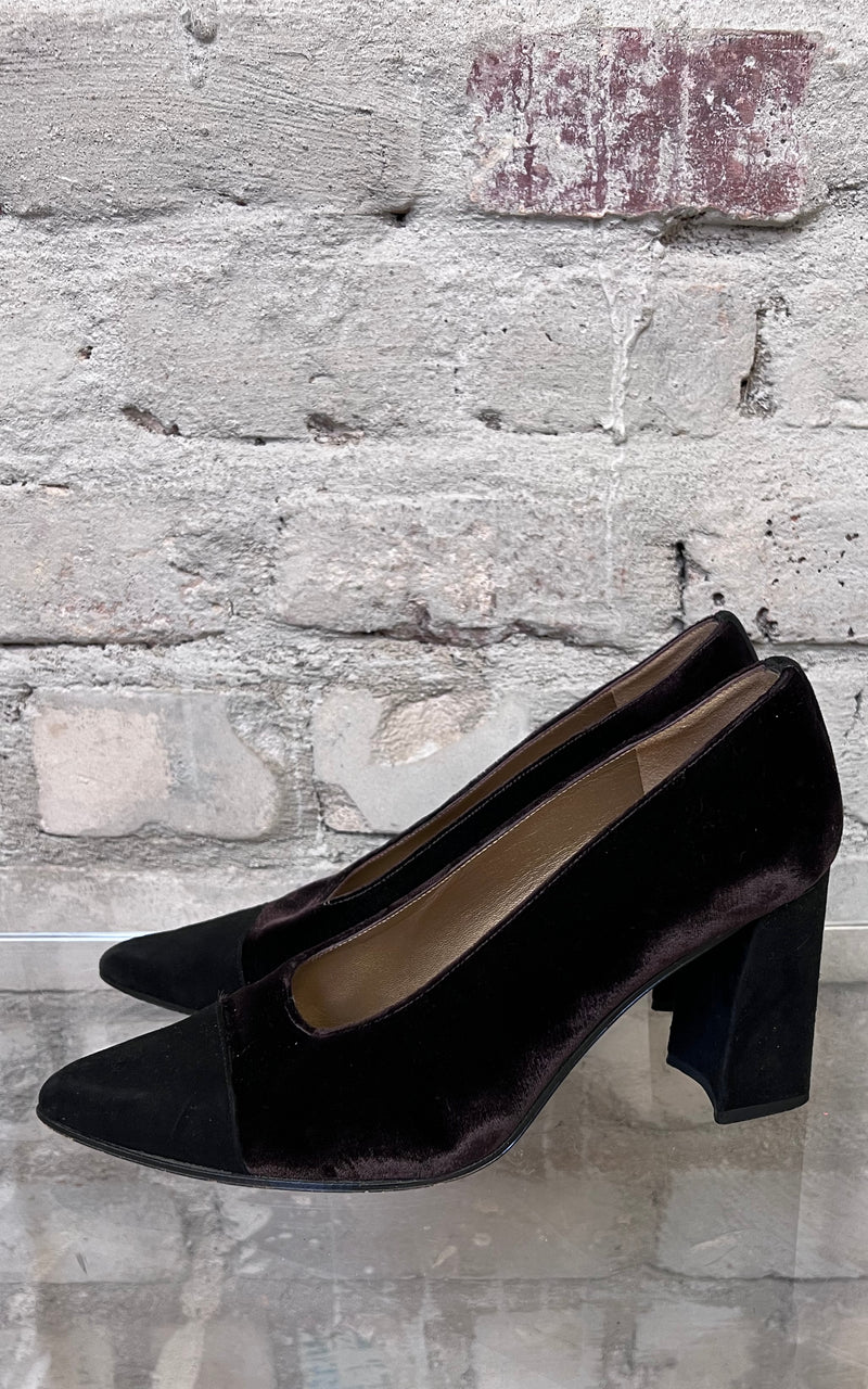 Vintage Stuart Weitzmann Velvet Mules 39