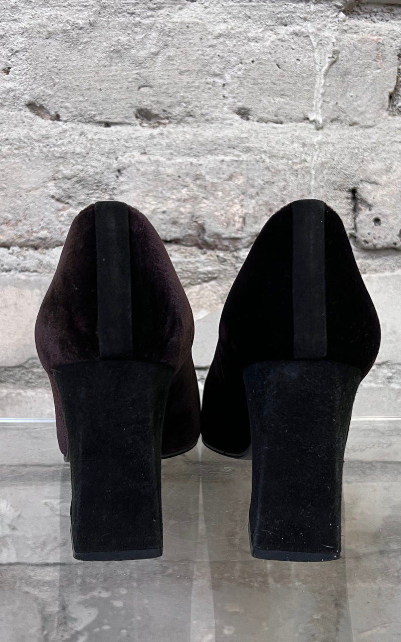 Vintage Stuart Weitzmann Velvet Mules 39