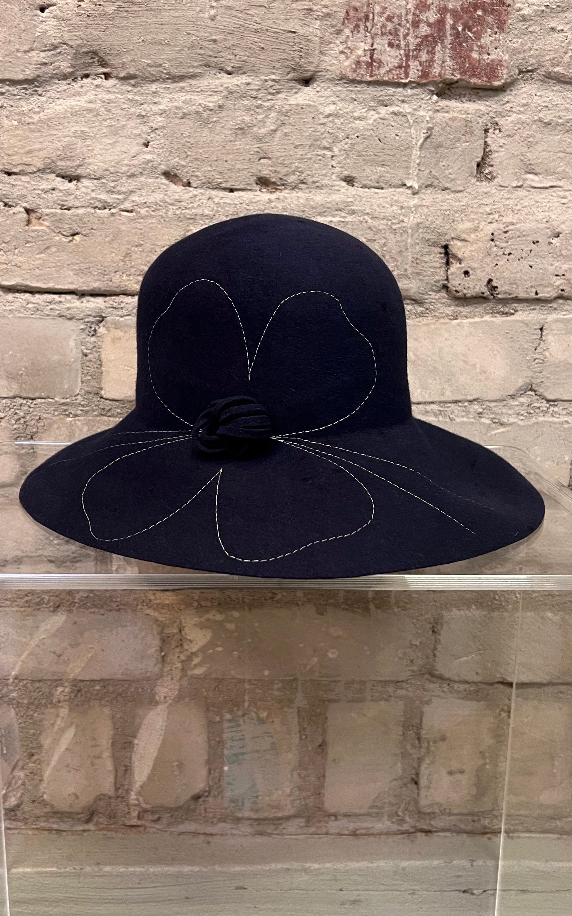 Vintage 70s Flower Hat