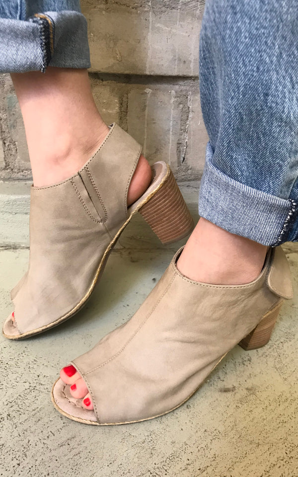 Vintage 90s Suede Mules